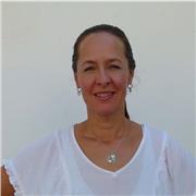 Profesora con experiencia en Argentina, Usa, Barcelona. Desde el 2007 gestionando emociones y cumpliendo objetivos de alumnos.